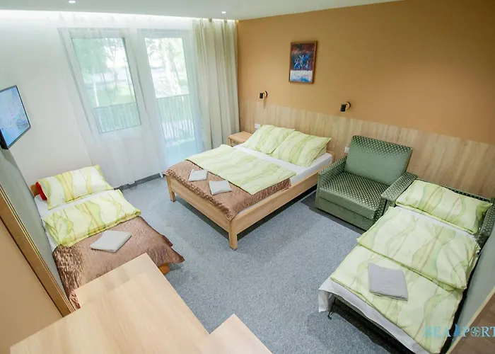 Sea-port Semesteranläggning (resort) *